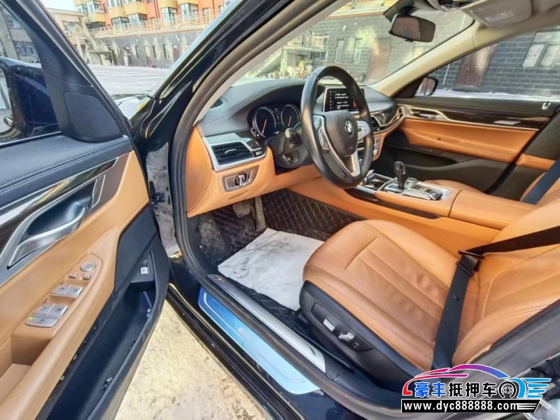 18年宝马7系轿车抵押车出售