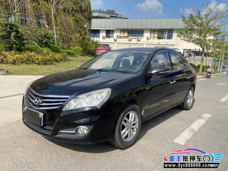 12年现代悦动轿车抵押车出售