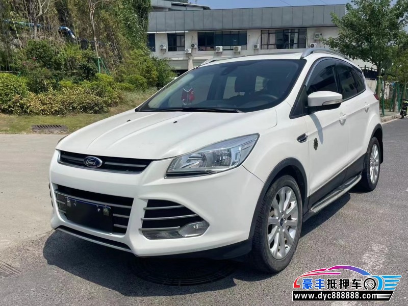 15年福特翼虎轿车抵押车出售