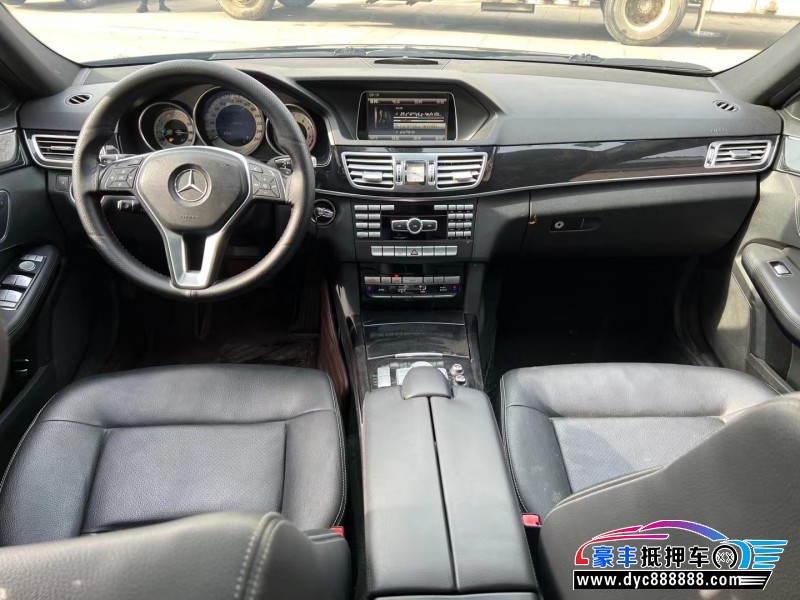 14年奔驰E轿车抵押车出售