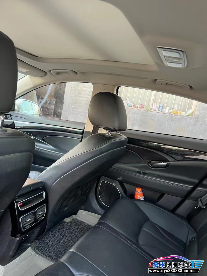 16年吉利博瑞轿车抵押车出售