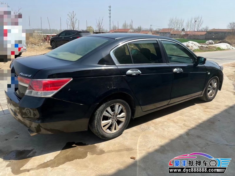 12年本田雅阁轿车抵押车出售