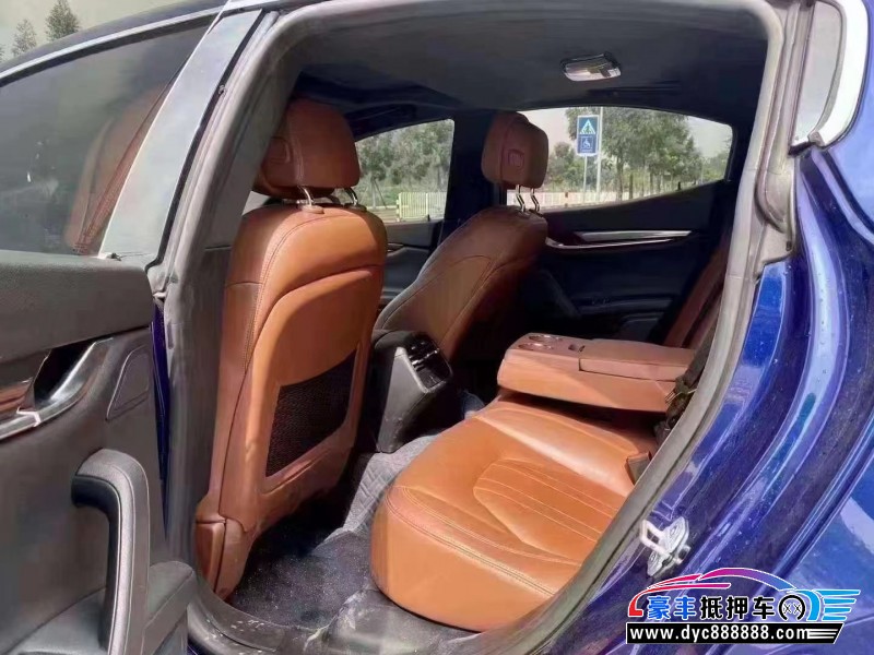 17年玛莎拉蒂Ghibli轿车抵押车出售