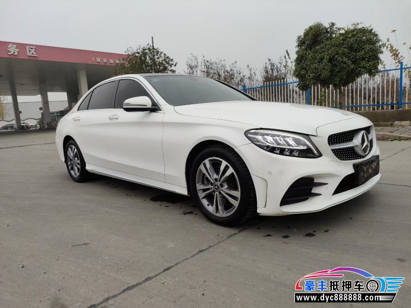 20年奔驰C轿车抵押车出售