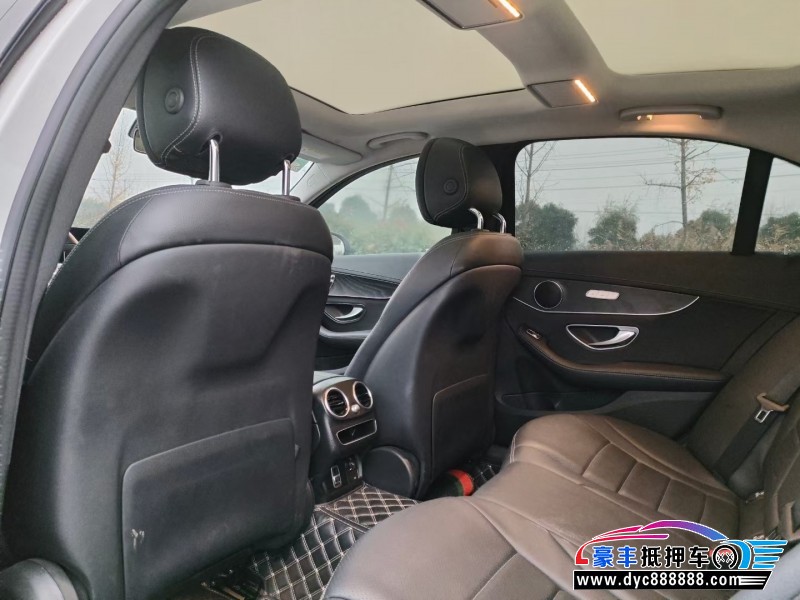 20年奔驰C轿车抵押车出售