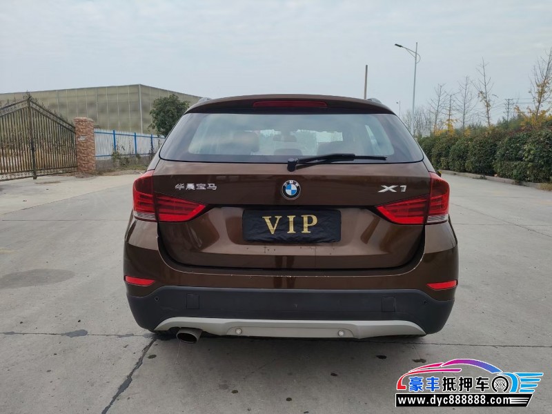 13年宝马X1轿车抵押车出售