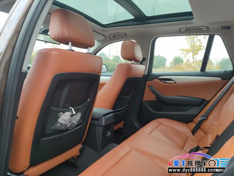 13年宝马X1轿车抵押车出售