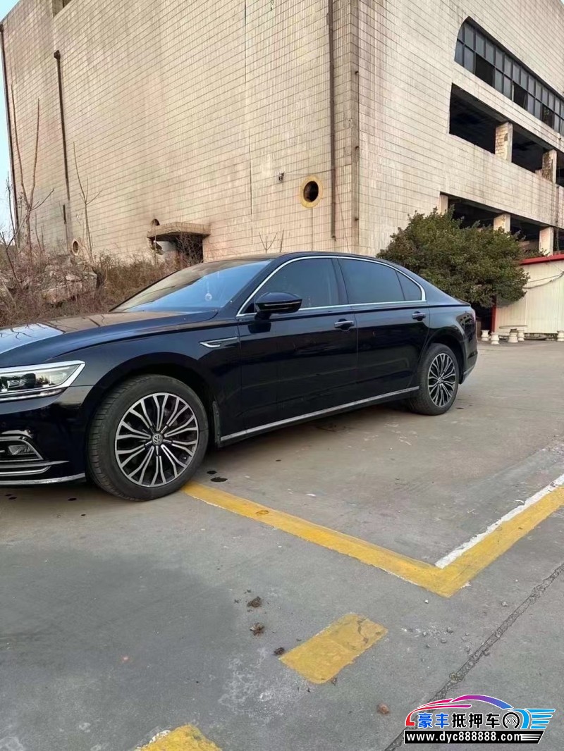 21年大众辉昂轿车抵押车出售