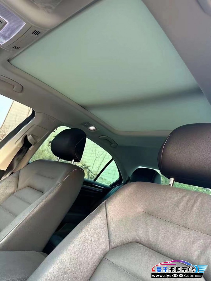 21年大众辉昂轿车抵押车出售