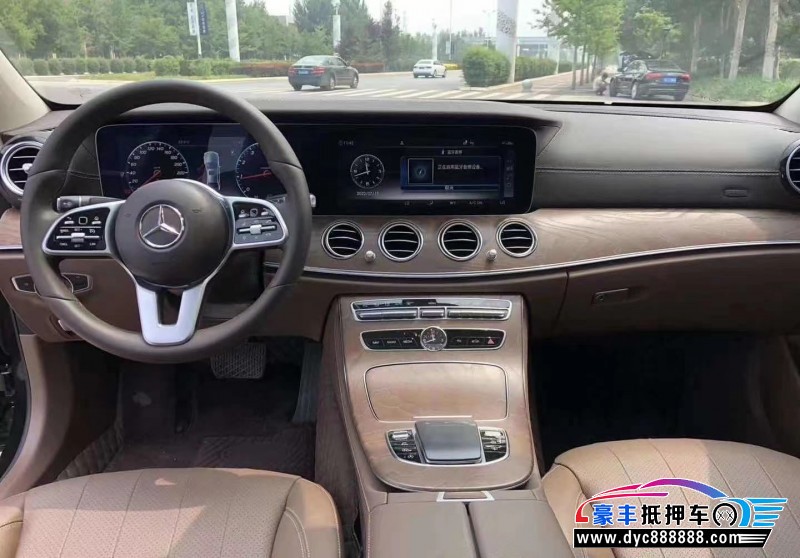 19年奔驰E轿车抵押车出售