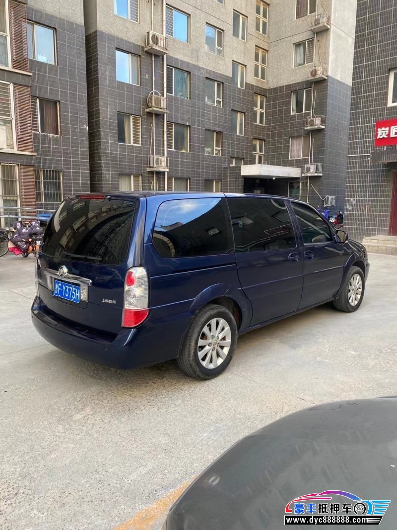 13年别克GL8轿车抵押车出售