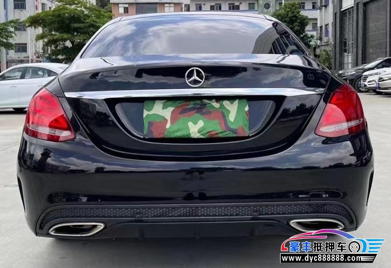 17年奔驰C轿车抵押车出售