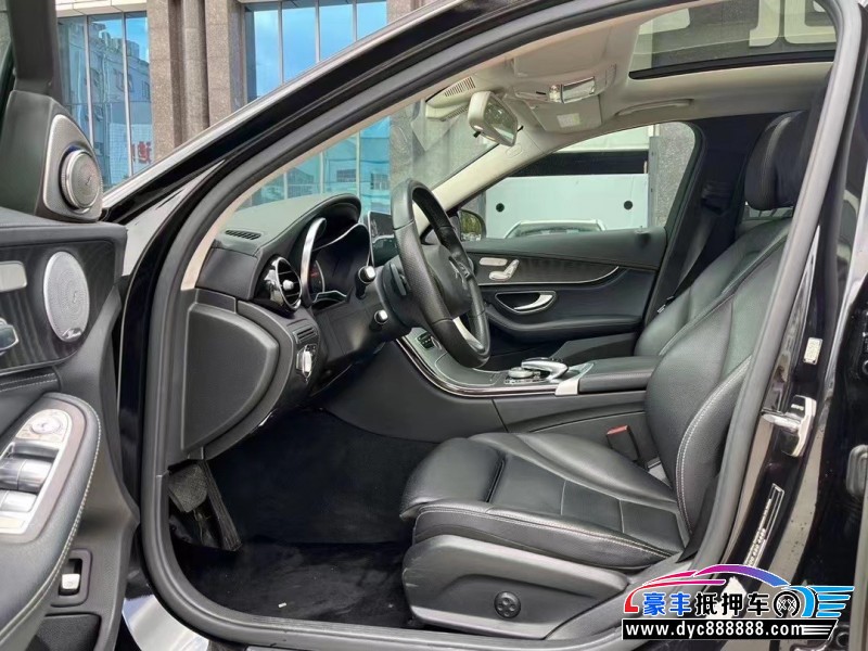 17年奔驰C轿车抵押车出售