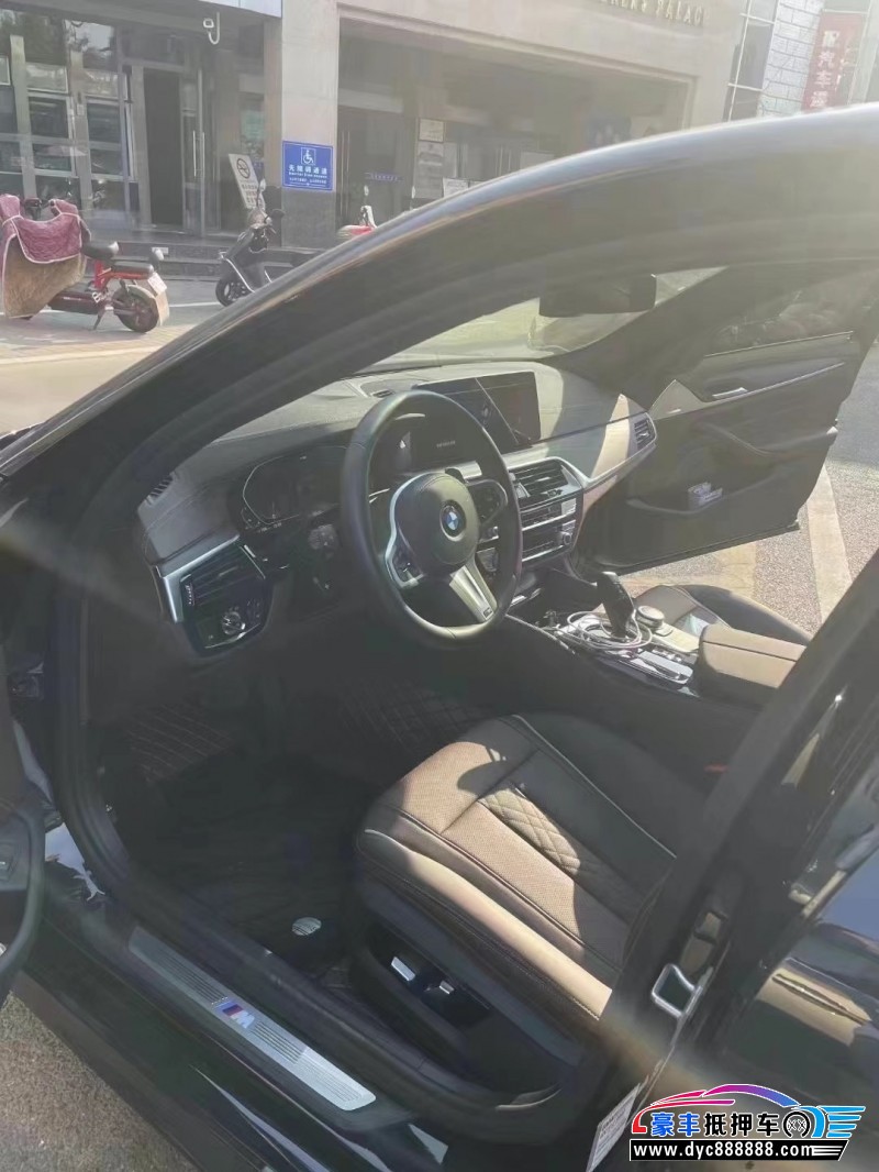 22年宝马5系轿车抵押车出售