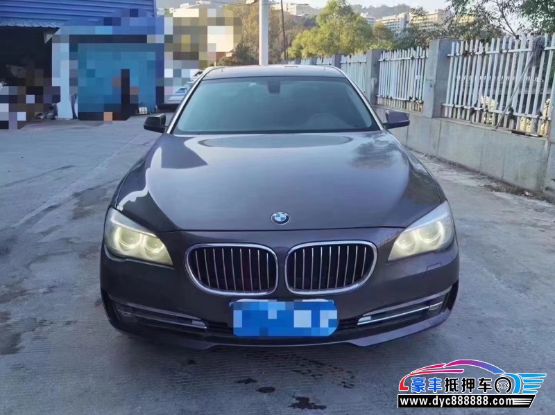 13年宝马7系轿车抵押车出售