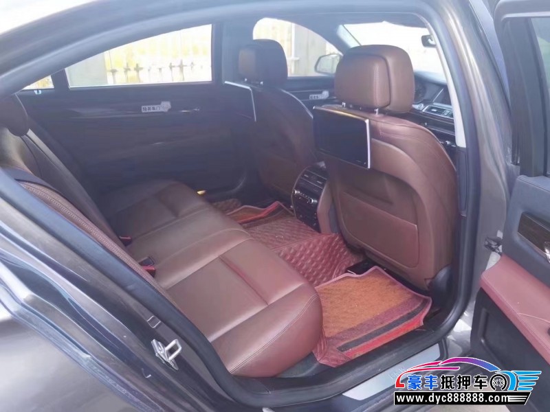 13年宝马7系轿车抵押车出售