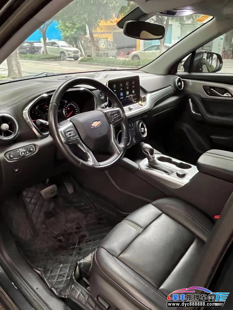 21年雪佛兰开拓者轿车抵押车出售