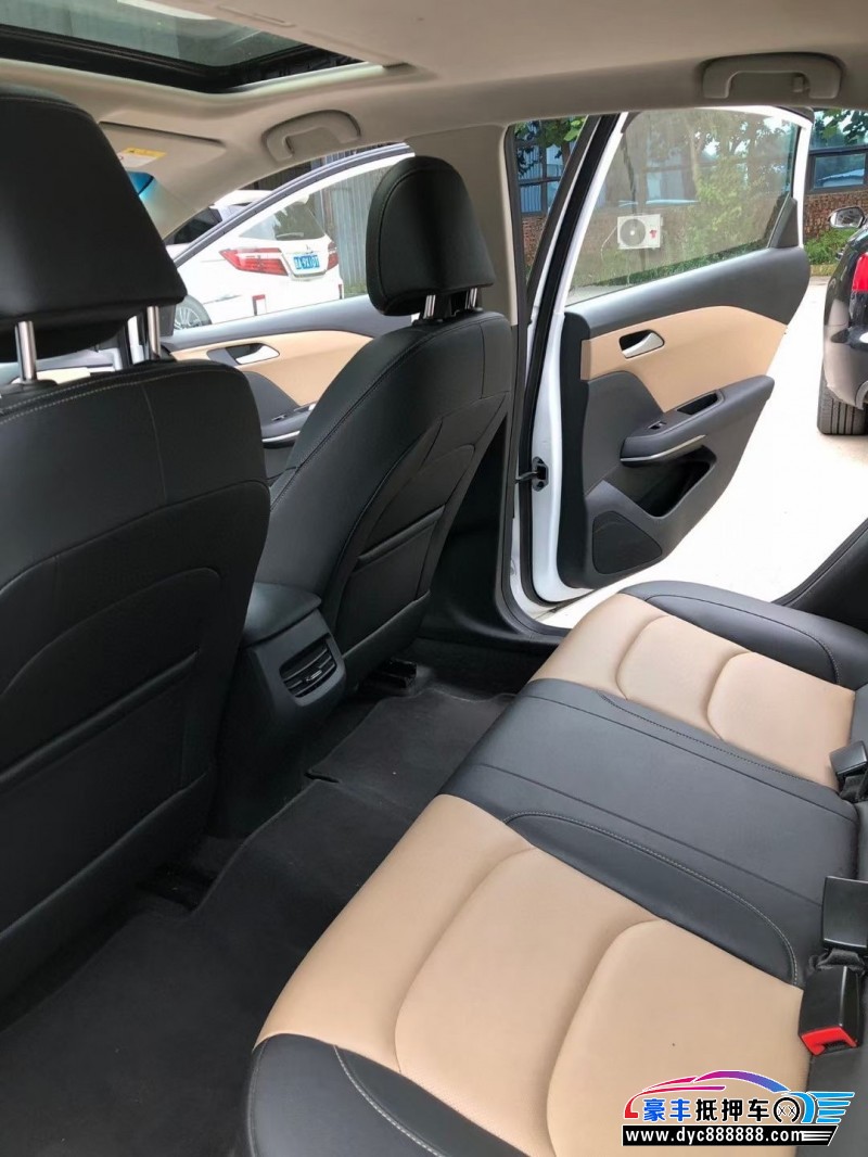 22年雪佛兰科鲁泽轿车抵押车出售