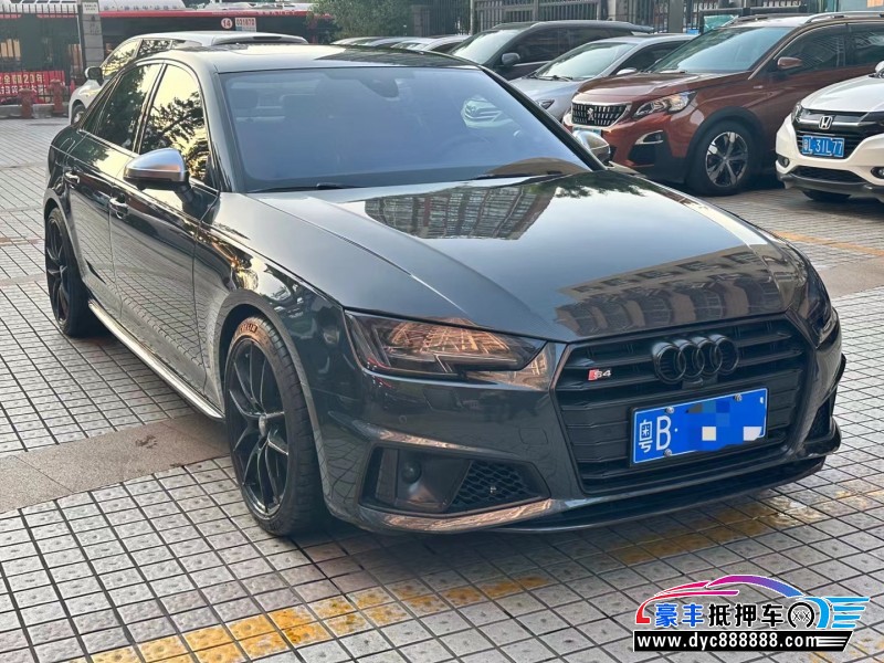 19年奥迪S4轿车抵押车出售