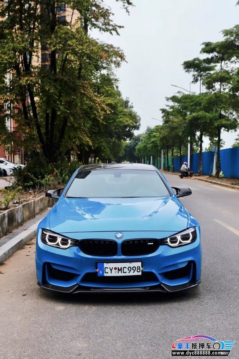 15年宝马M4轿车抵押车出售