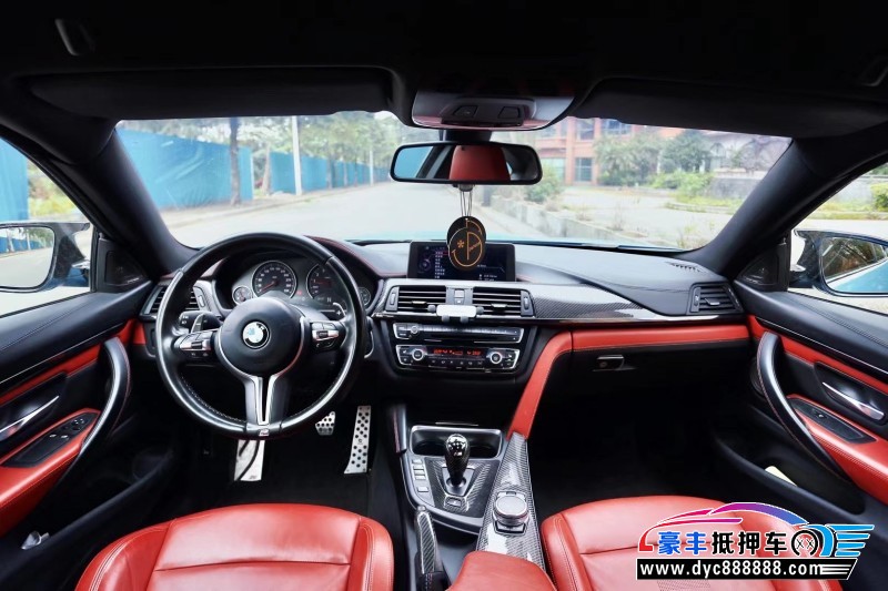 15年宝马M4轿车抵押车出售