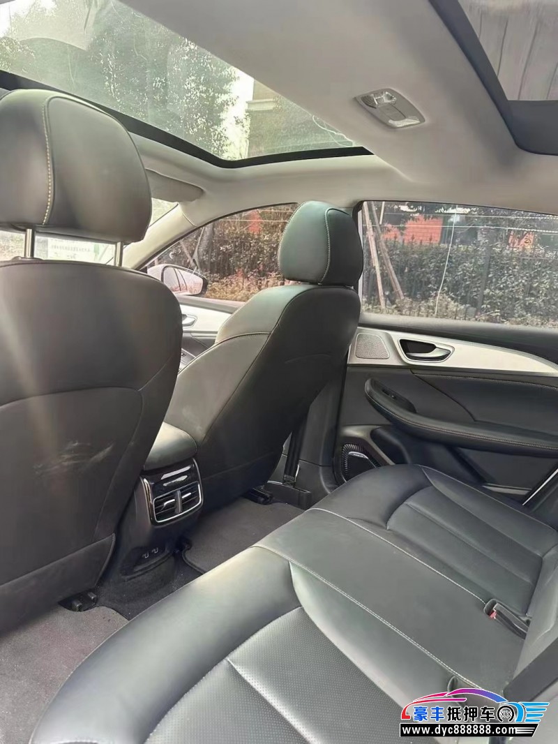 22年荣威i6轿车抵押车出售