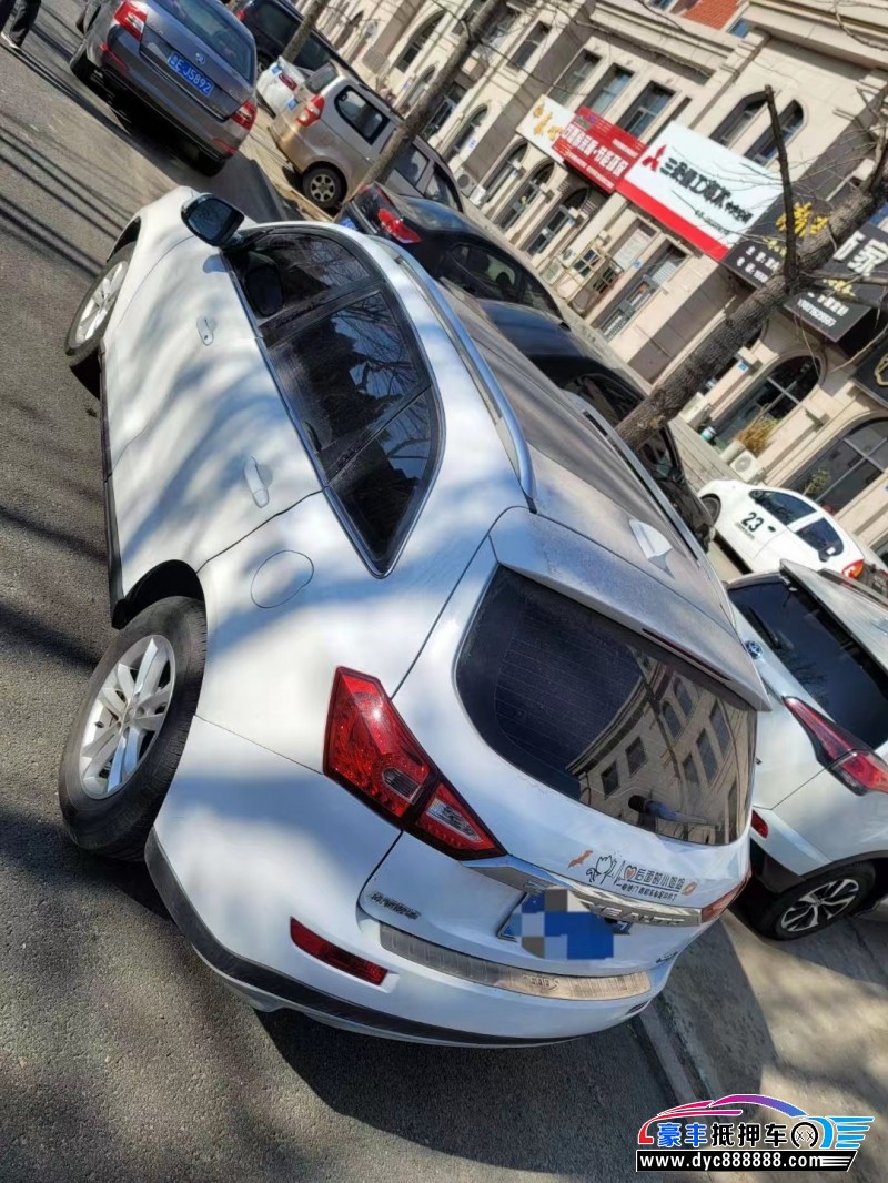 17年众泰T600轿车抵押车出售