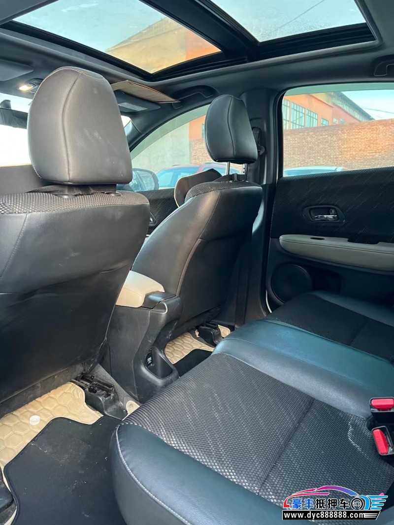 16年本田XRV轿车抵押车出售