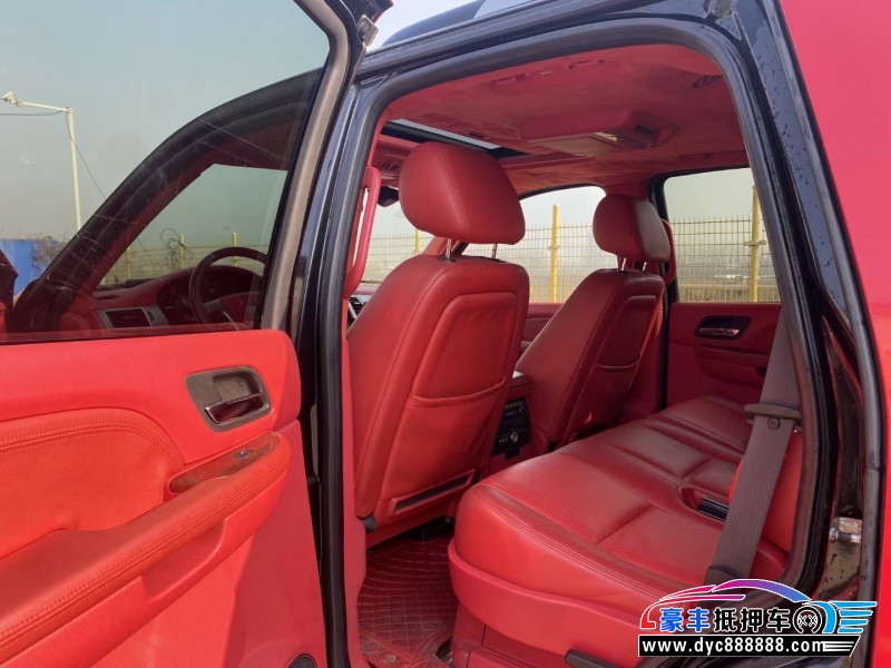 11年凯迪拉克凯雷德MPV抵押车出售