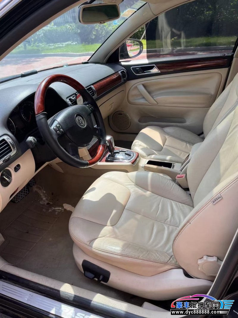 10年大众帕萨特轿车抵押车出售