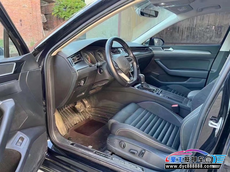 21年大众迈腾轿车抵押车出售