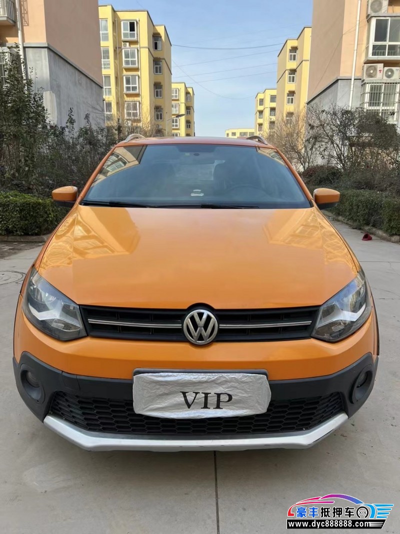 14年大众polo轿车抵押车出售