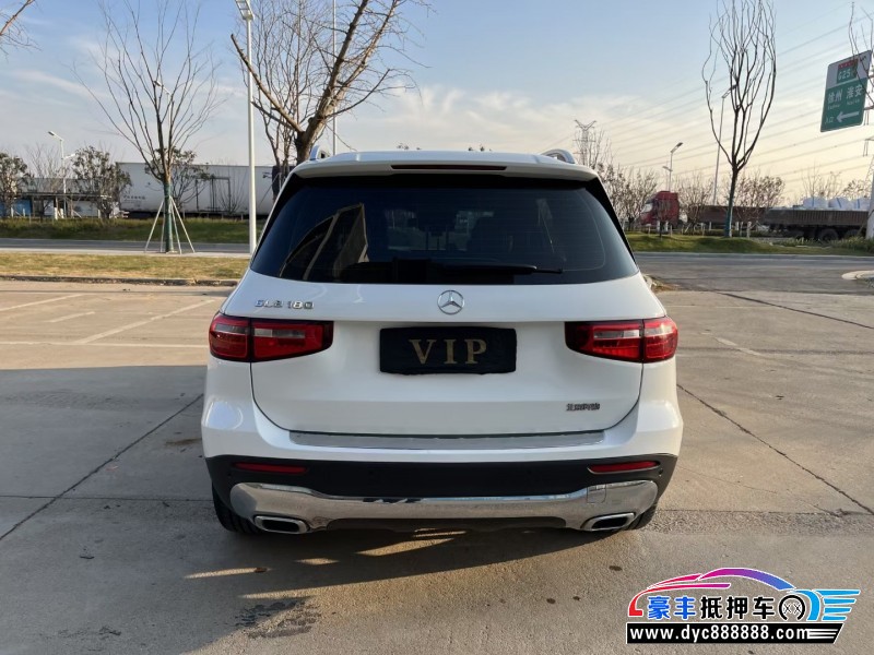 21年奔驰GLB轿车抵押车出售