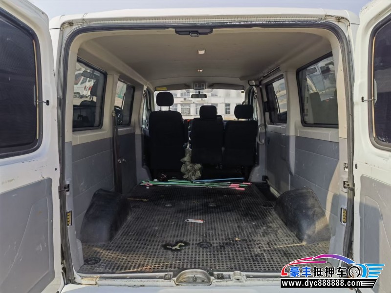 20年上汽大通V80微面抵押车出售