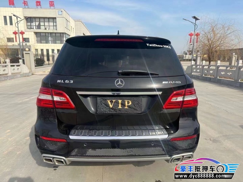 12年奔驰ML轿车抵押车出售