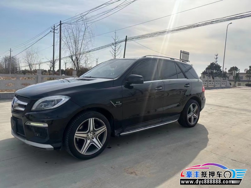 12年奔驰ML轿车抵押车出售