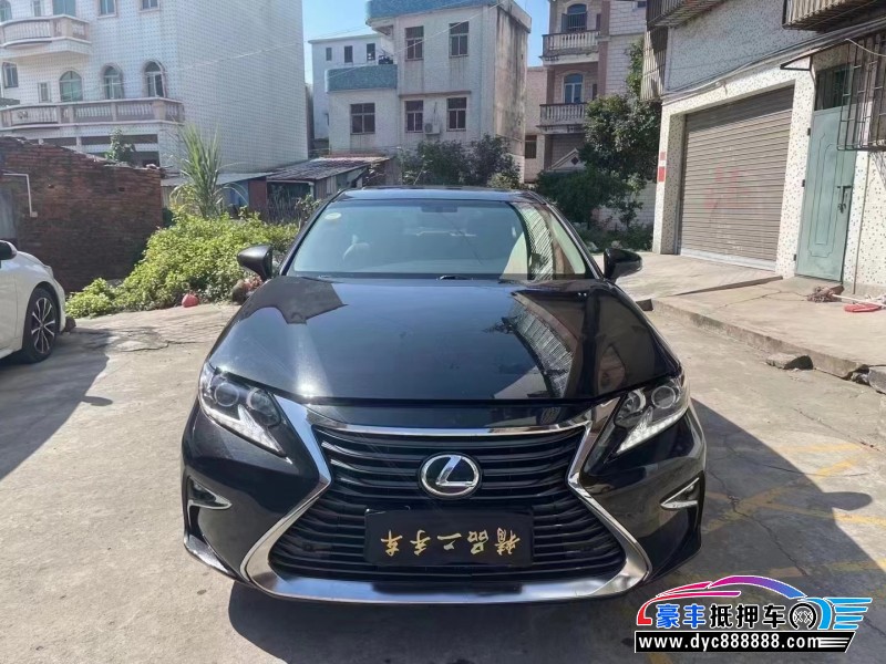 17年雷克萨斯ES轿车抵押车出售