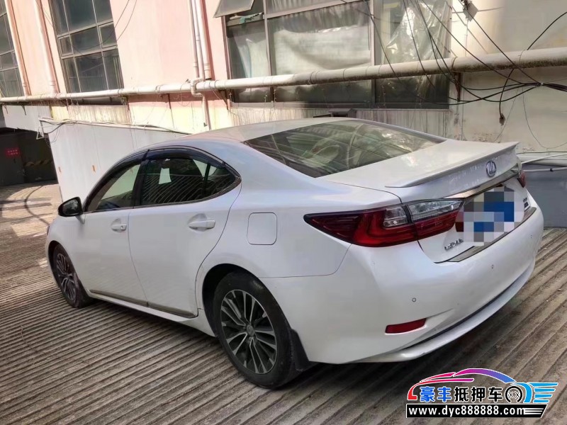 19年雷克萨斯ES轿车抵押车出售