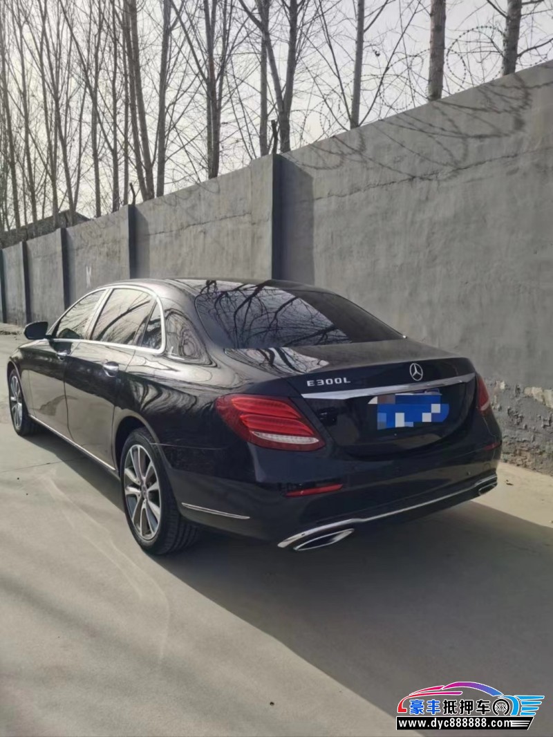 19年奔驰E轿车抵押车出售