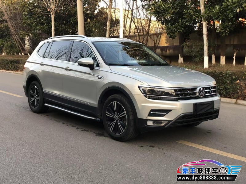 17年大众途观L轿车抵押车出售