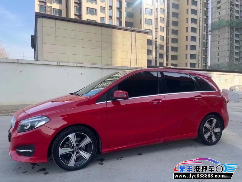18年奔驰B级轿车抵押车出售