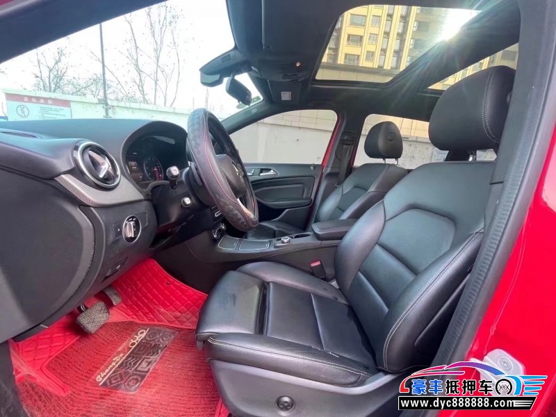 18年奔驰B级轿车抵押车出售