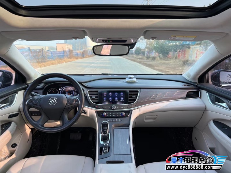 20年别克君越轿车抵押车出售