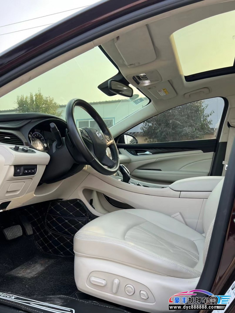 20年别克君越轿车抵押车出售