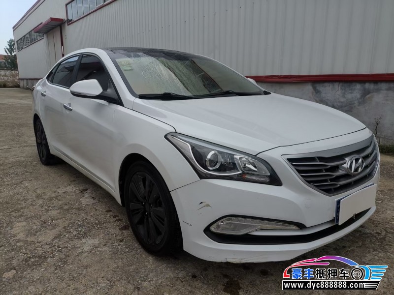 17年现代名图轿车抵押车出售