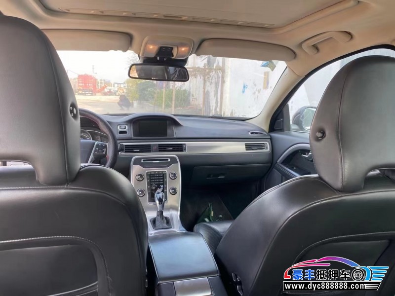 14年沃尔沃S80轿车抵押车出售