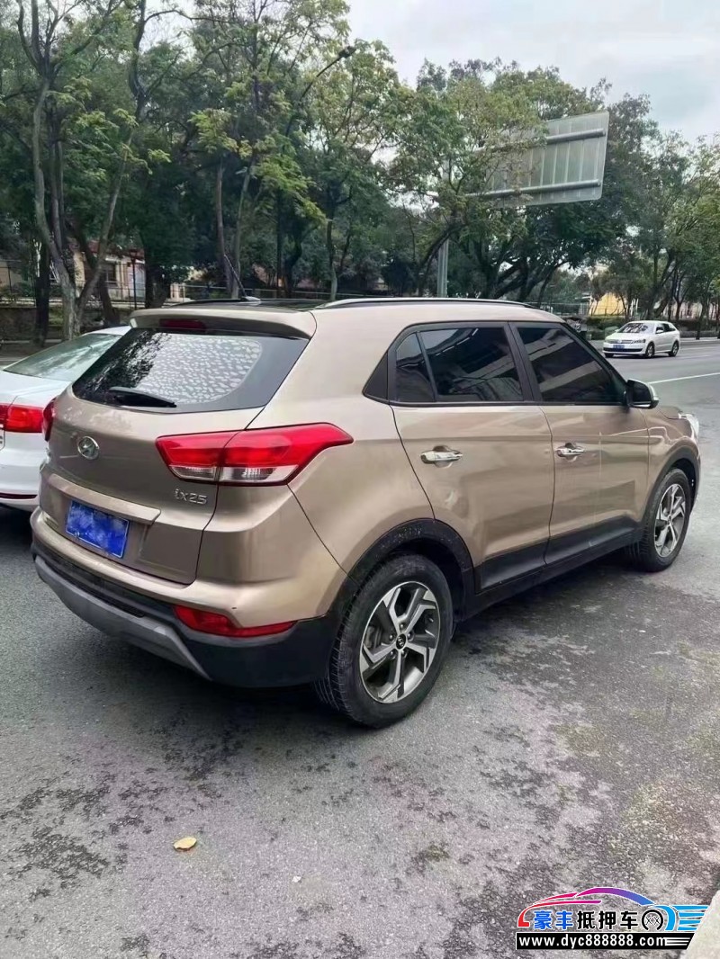 18年现代ix25SUV抵押车出售