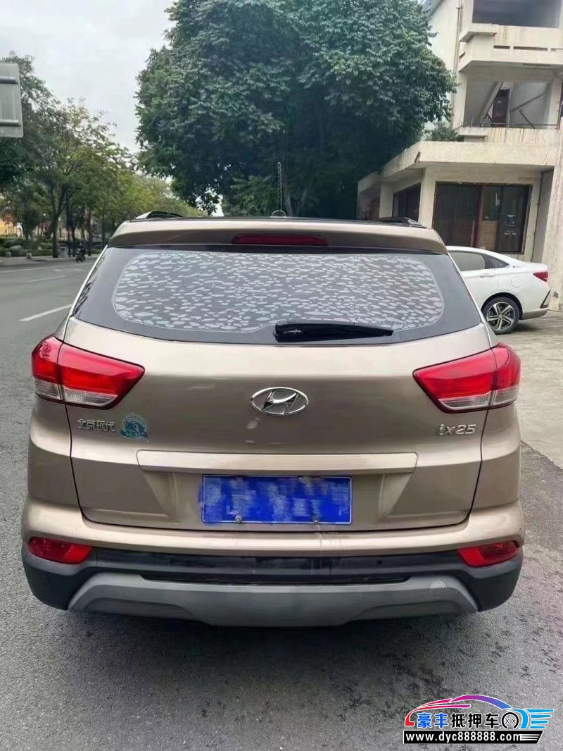 18年现代ix25SUV抵押车出售