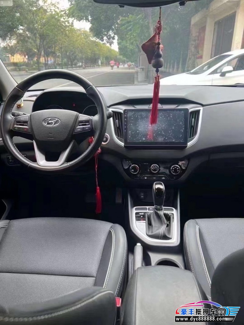 18年现代ix25SUV抵押车出售