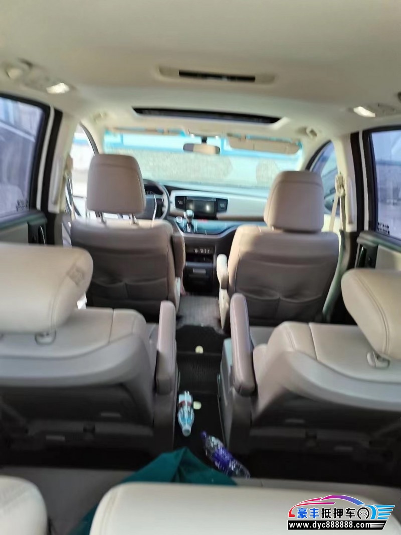 15年本田奥德赛MPV抵押车出售